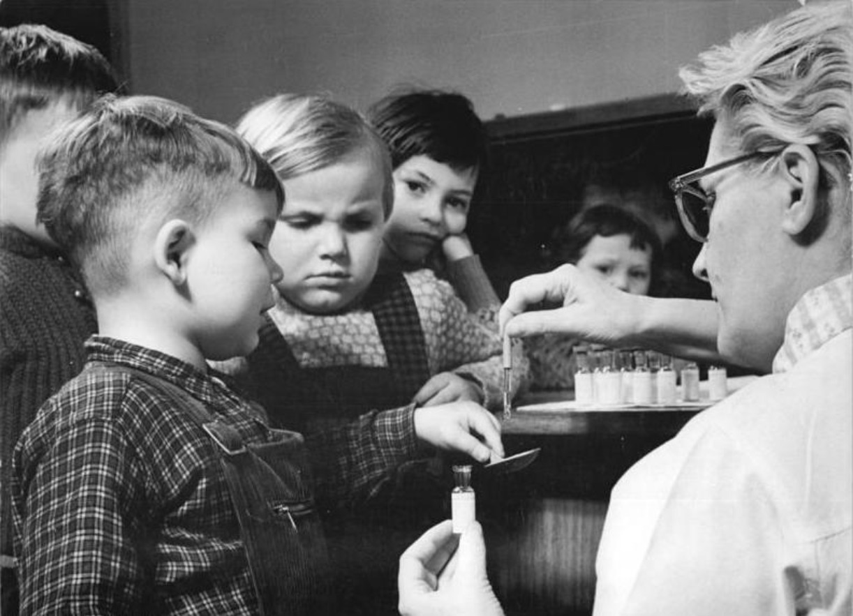 What The Polio Vaccine Mess Can Teach Us About Today's Vaccination ...